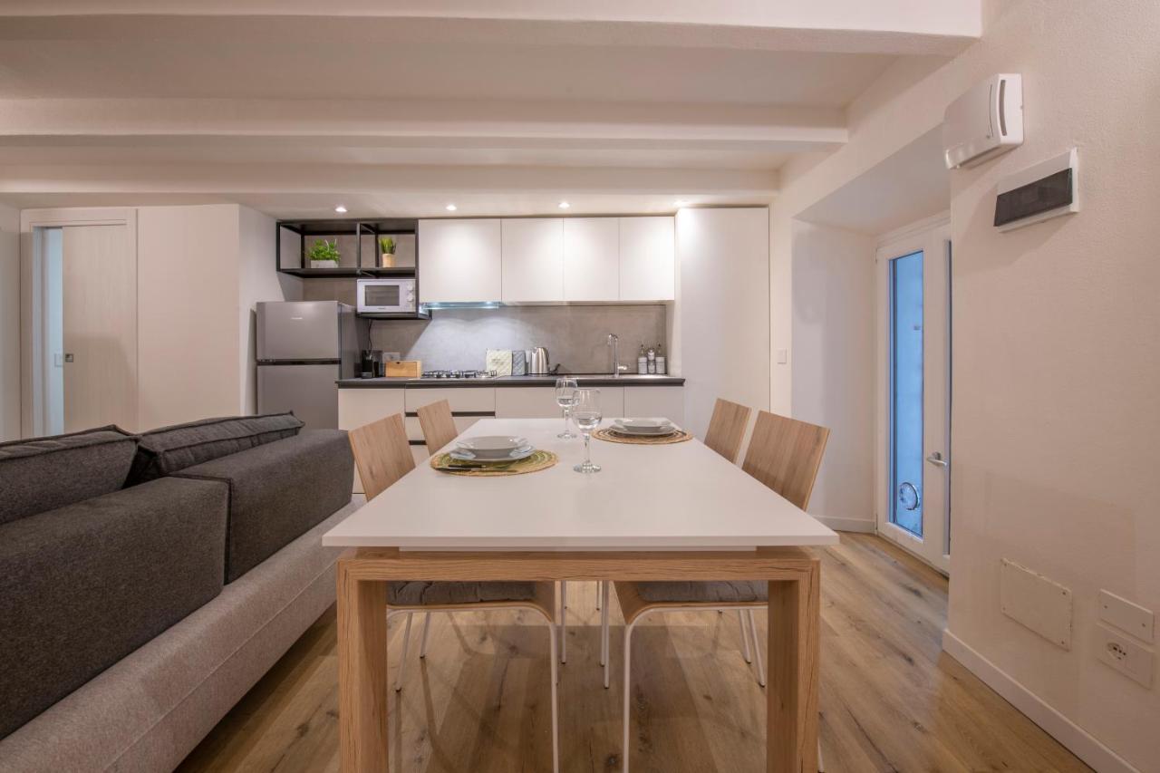 Ferienwohnung Borsarihouse Wifi & Smarttv Verona Exterior foto
