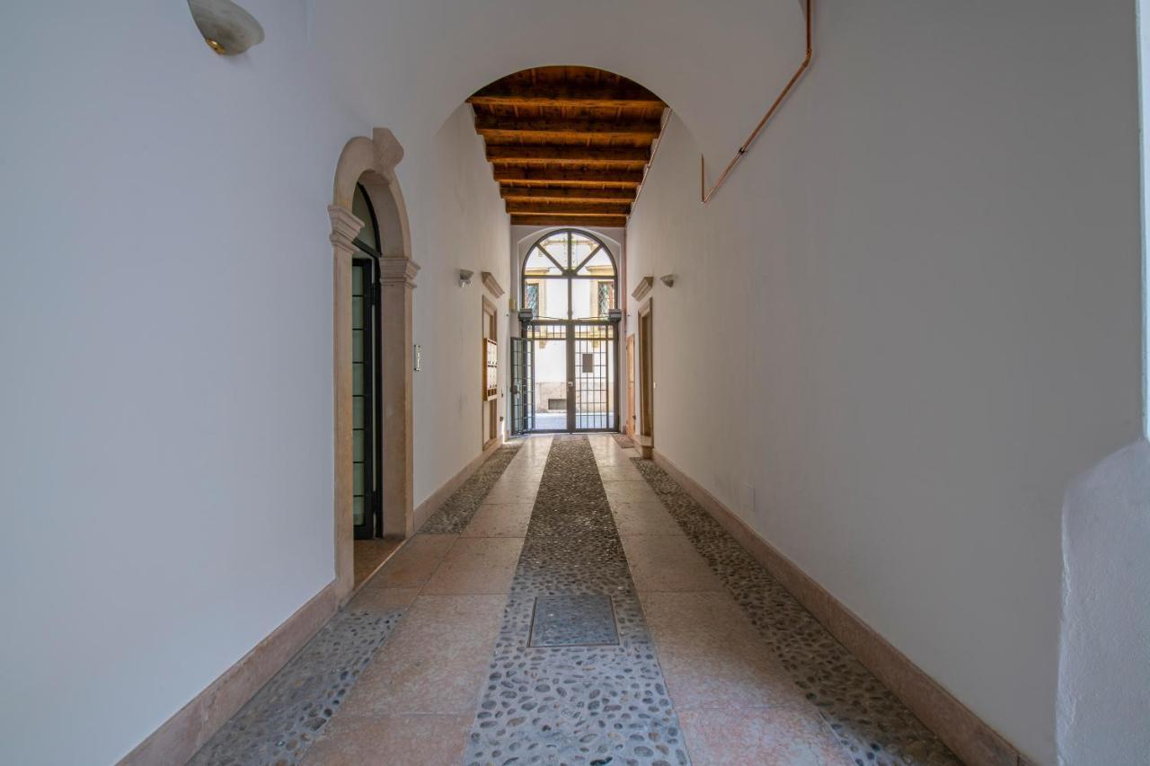 Ferienwohnung Borsarihouse Wifi & Smarttv Verona Exterior foto
